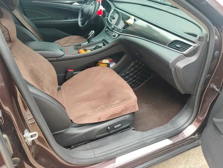 Buick LaCrosse — миниатюра 8