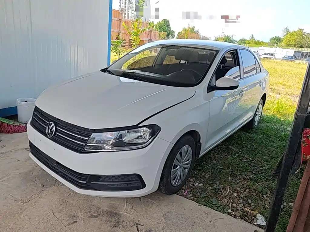 Volkswagen Santana — миниатюра 2