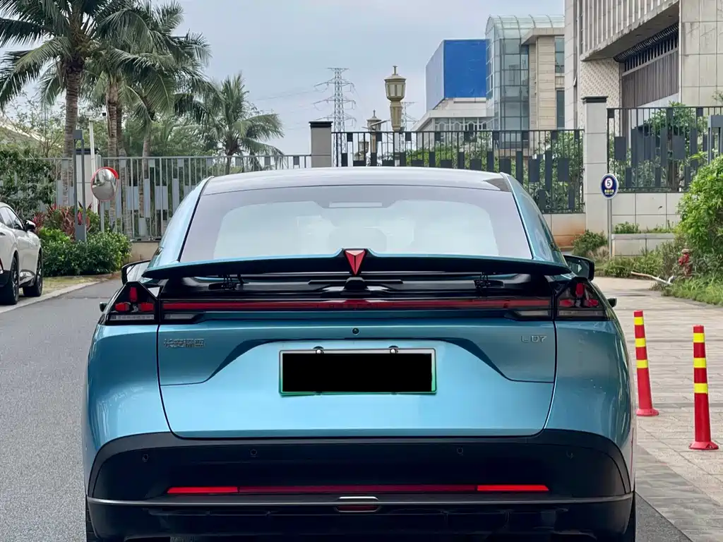 Changan Deepal DARK BLUE L07