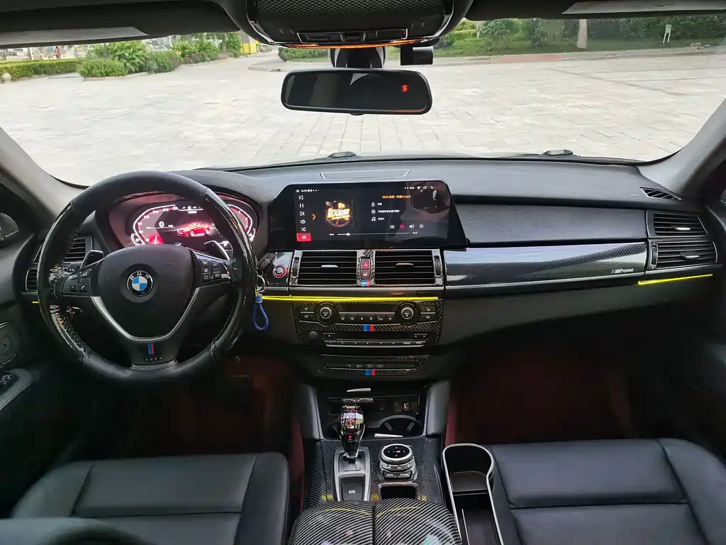 BMW X6 — миниатюра 22