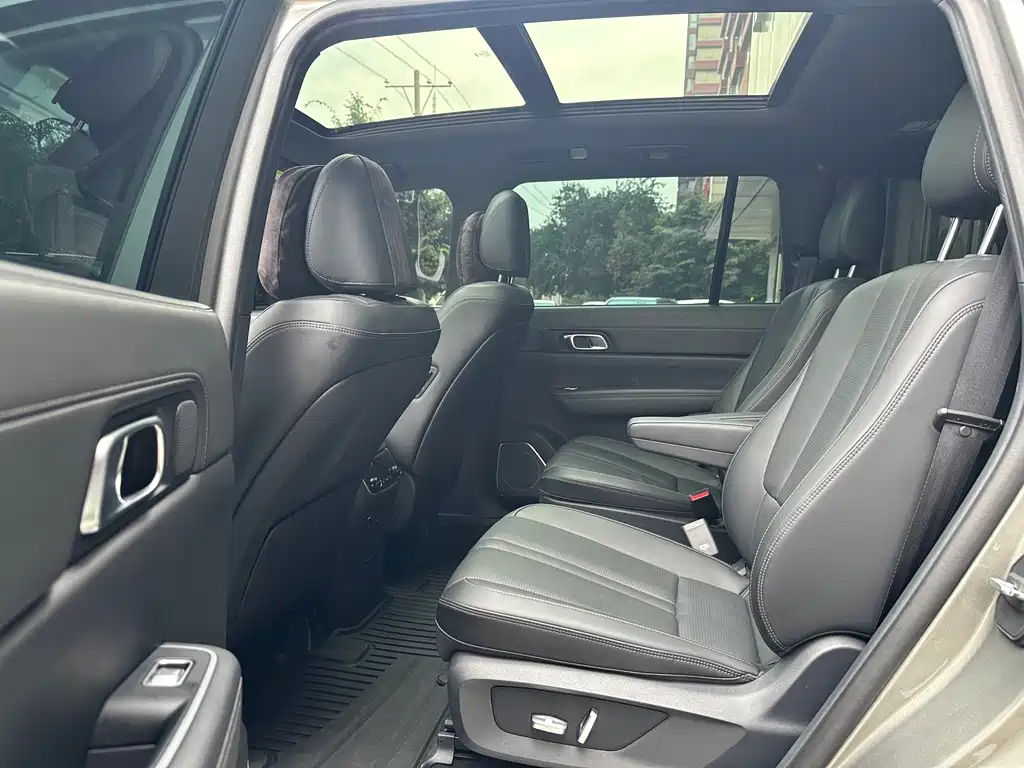Li Auto Li ONE — миниатюра 18