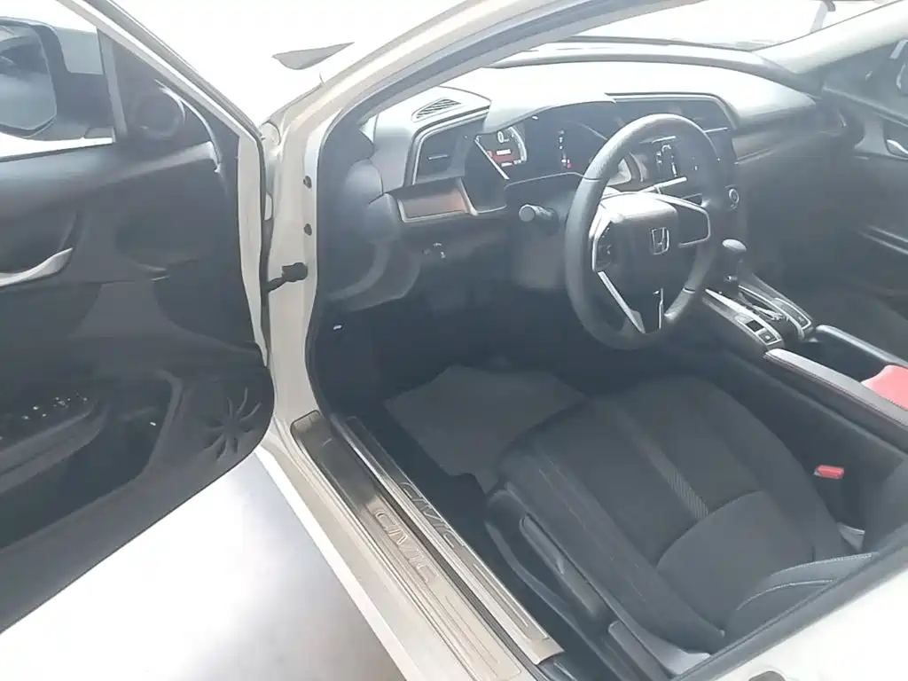 Honda Civic — миниатюра 16