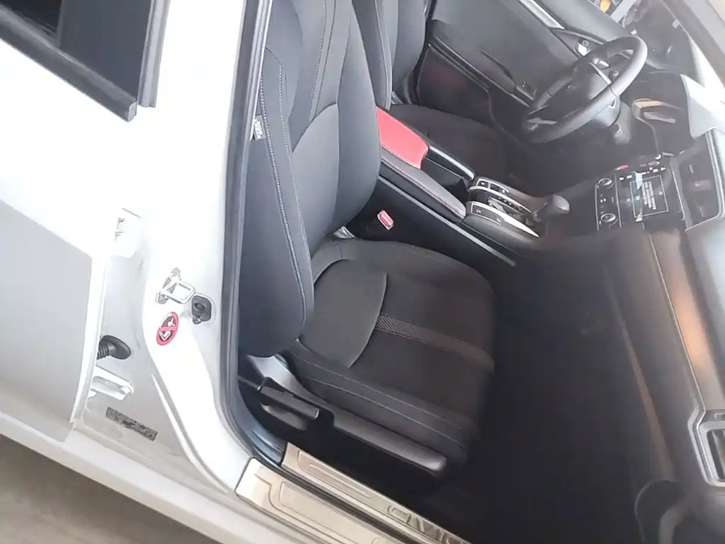 Honda Civic — миниатюра 25