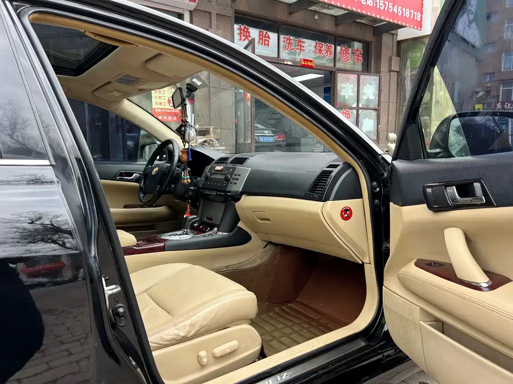 Toyota Reiz — миниатюра 10