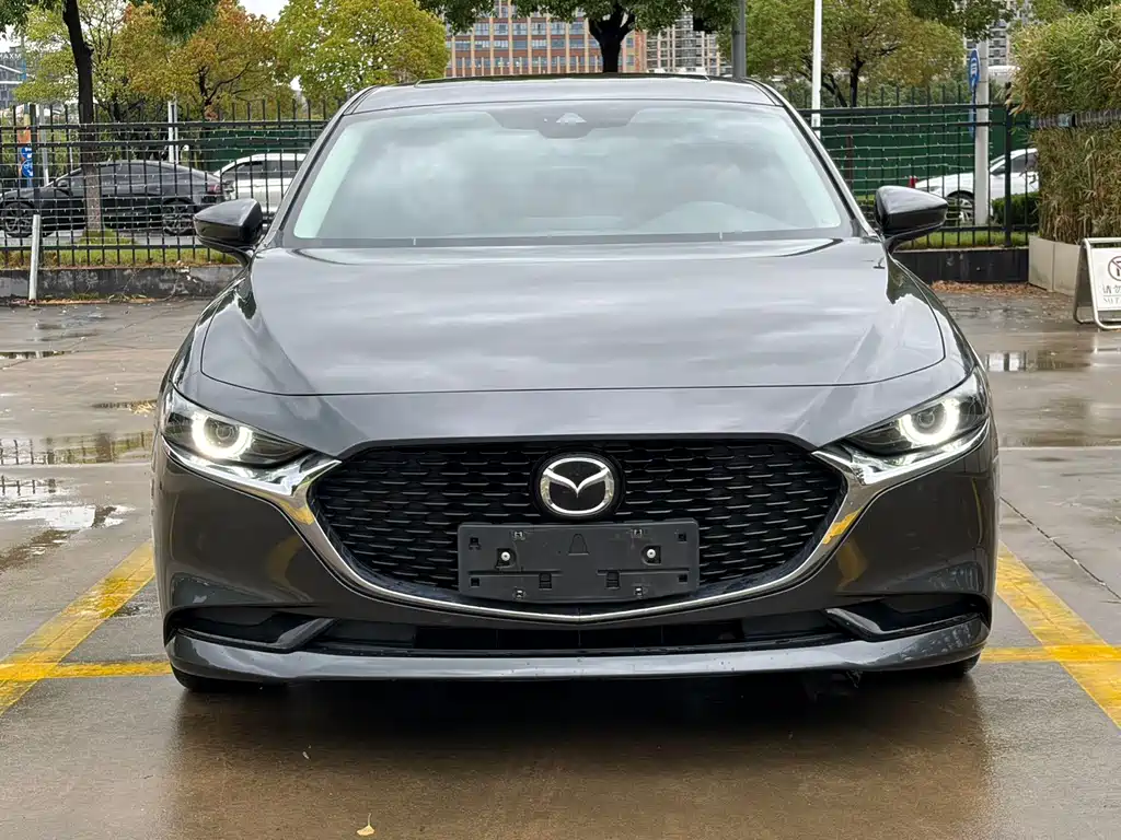 Mazda 3 Axela — миниатюра 2