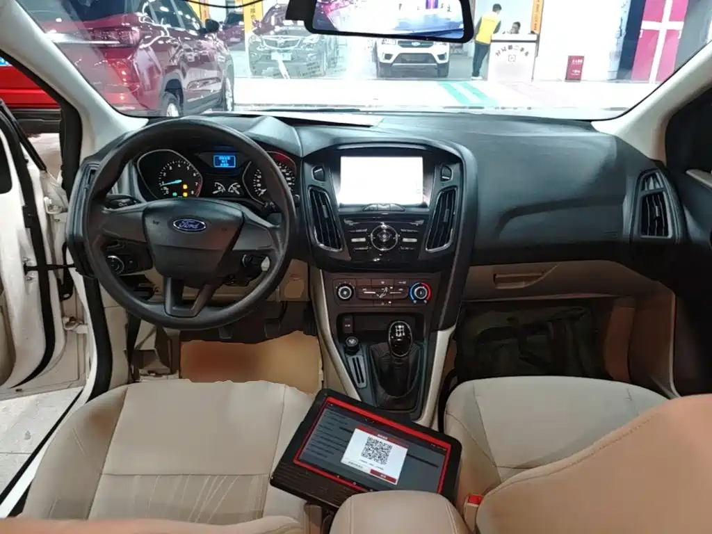 Ford Focus — миниатюра 10
