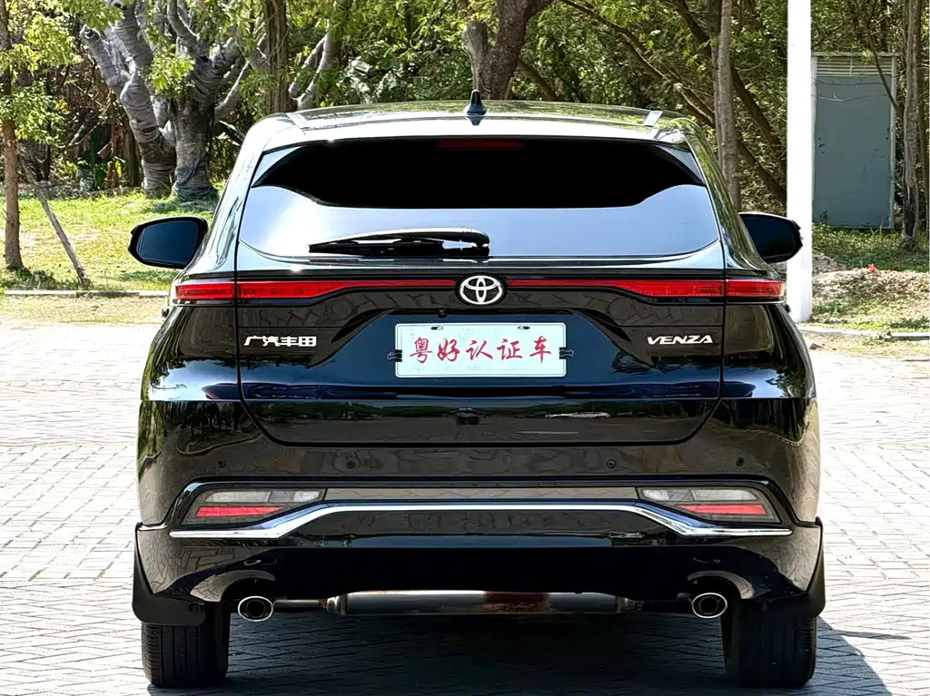 Toyota Venza 2.0L CVT 2WD Premium Edition, фото 5