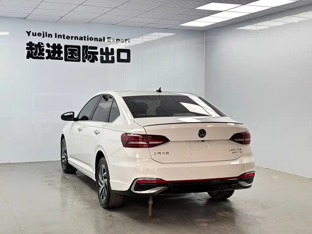 Volkswagen Lavida — миниатюра 10