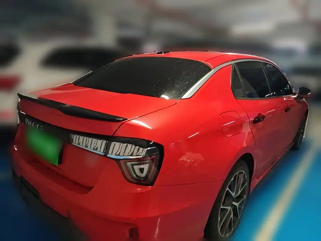 Lynk & Co 03 — миниатюра 4