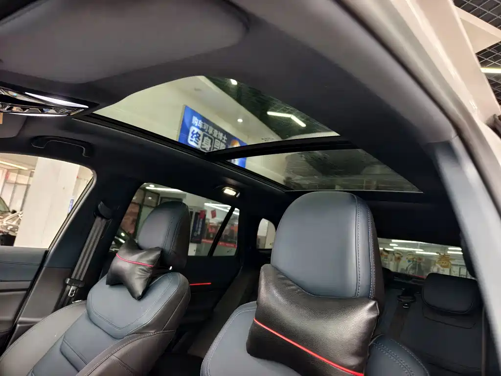 Ford Equator Sport — миниатюра 9