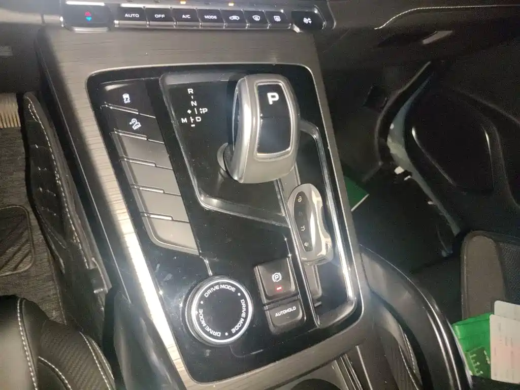 Geely Boyue — миниатюра 7