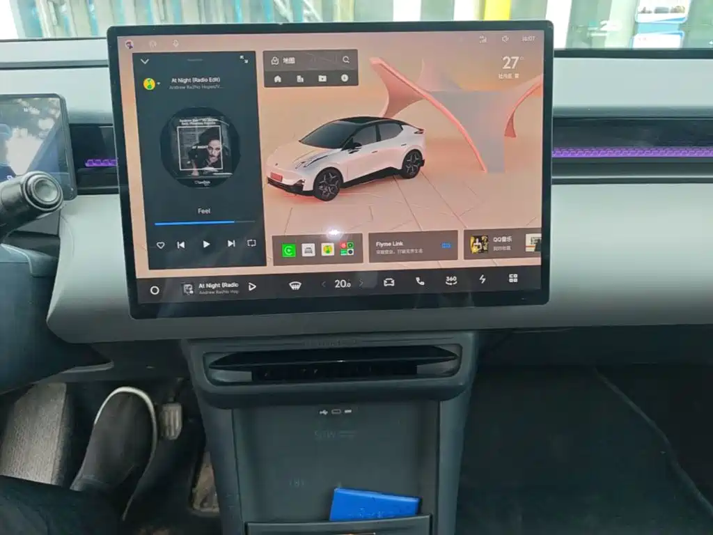 Lynk & Co Z20 — миниатюра 13