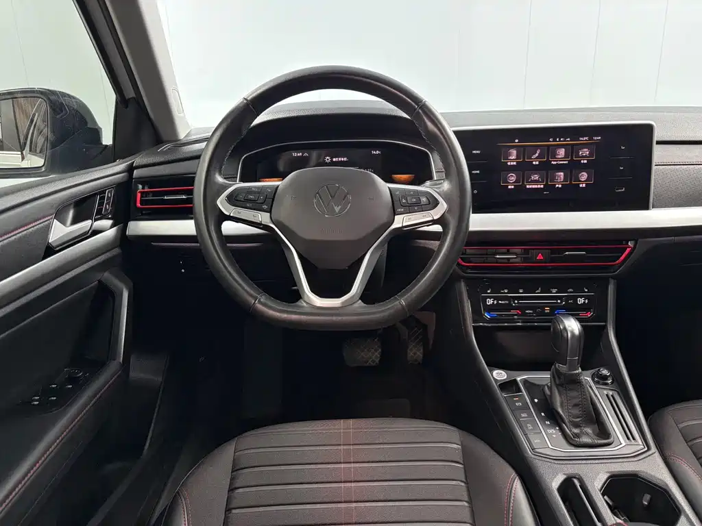 Volkswagen Lavida — миниатюра 5