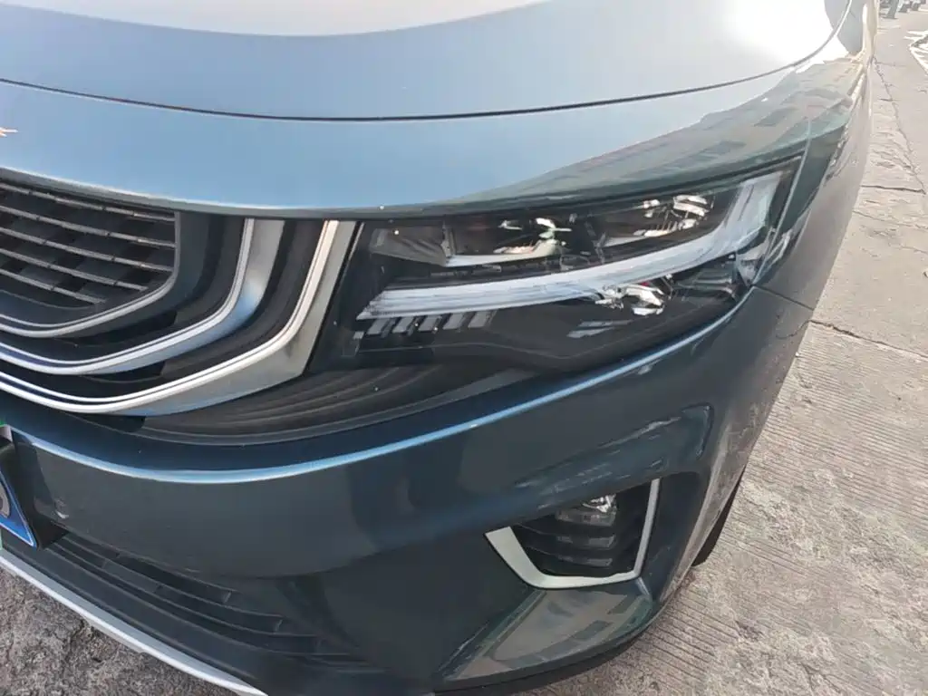 Geely Haoyue — миниатюра 24