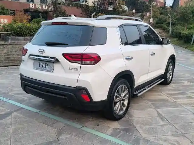 Hyundai ix35 — миниатюра 2