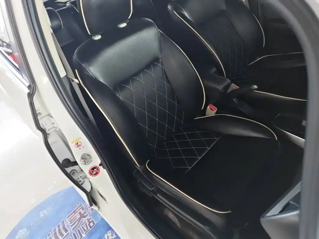 Honda Fit — миниатюра 25