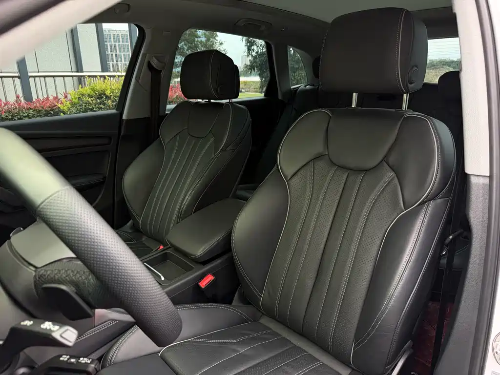 Audi Q5L — миниатюра 22