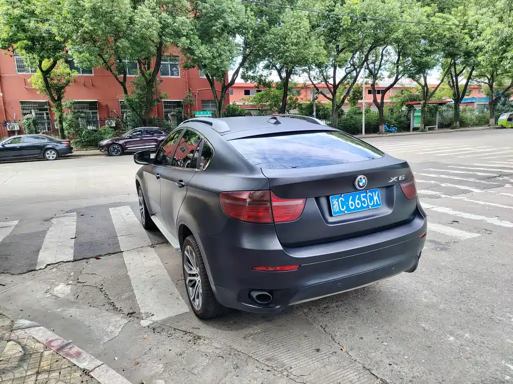 BMW X6 — миниатюра 12