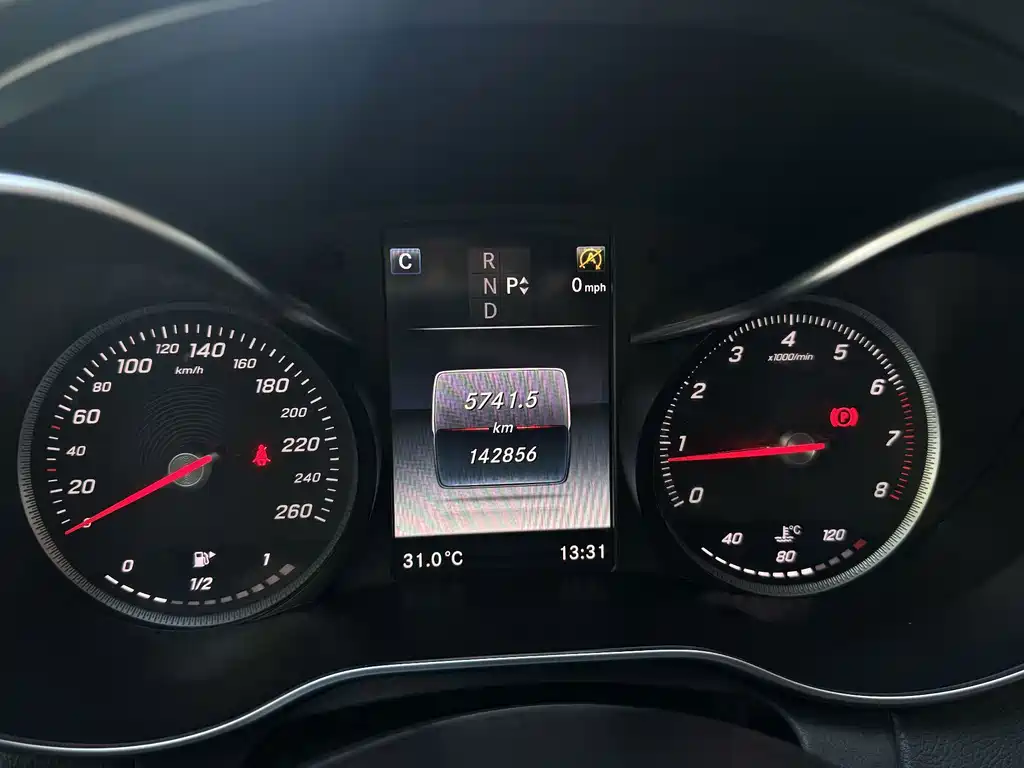 Mercedes-Benz C-Class (Import) — миниатюра 12