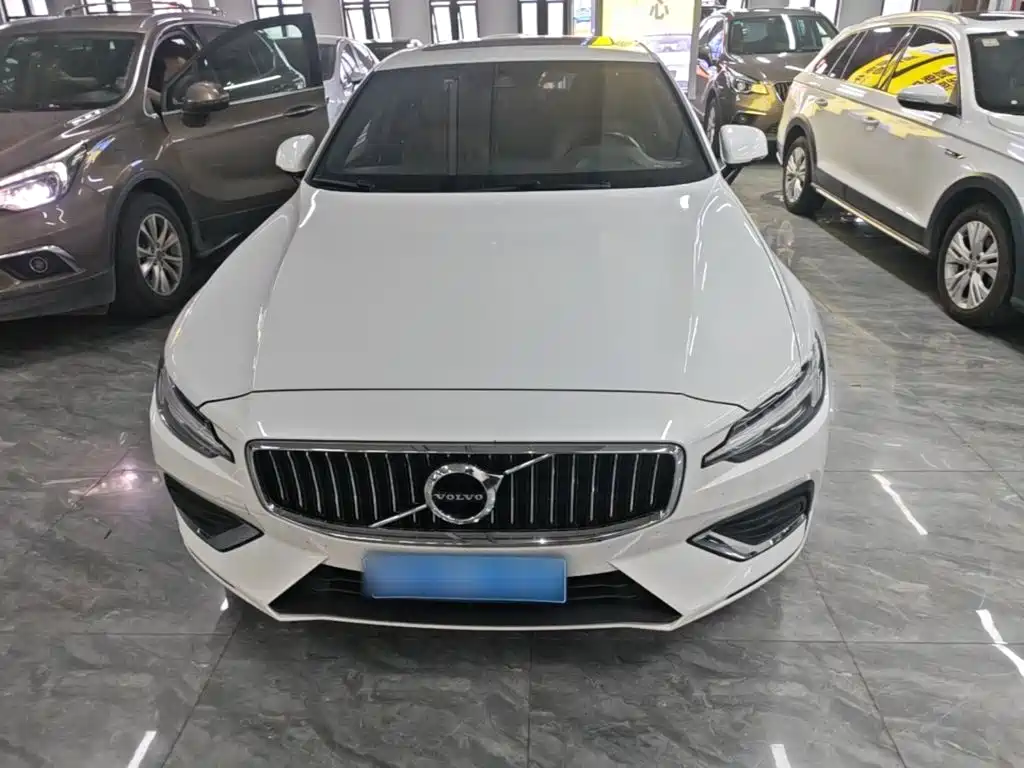 Volvo S60 — миниатюра 3
