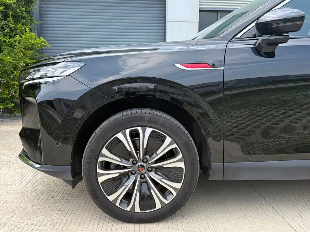 Hongqi Красный флаг HS6 PHEV — миниатюра 4