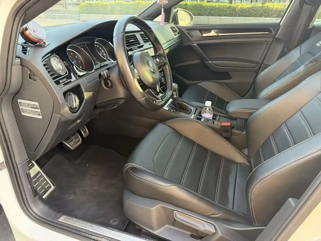 Volkswagen Golf (Import) — миниатюра 4