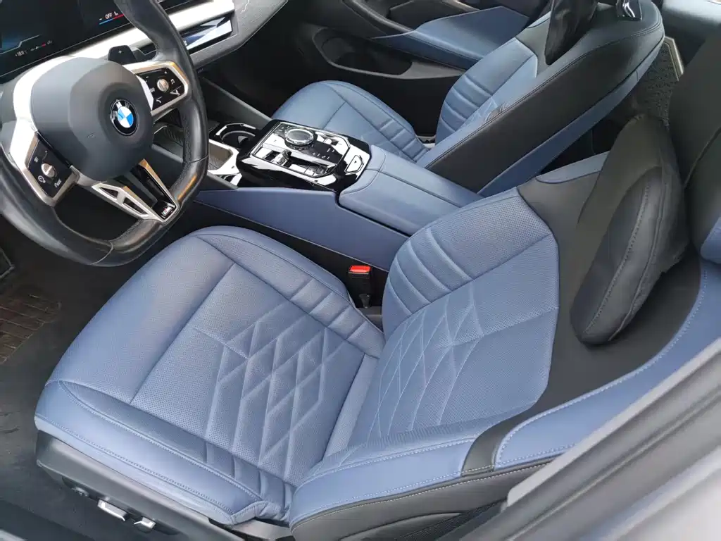 BMW 5 Series — миниатюра 8