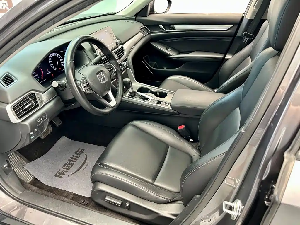 Honda Accord — миниатюра 6