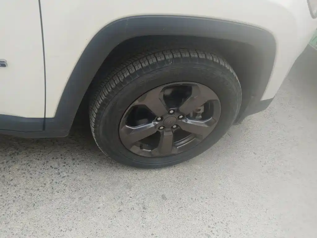 Jeep Compass — миниатюра 24
