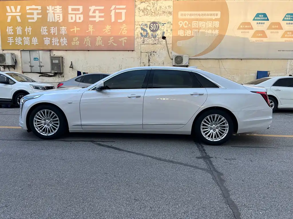 Cadillac CT6 — миниатюра 4