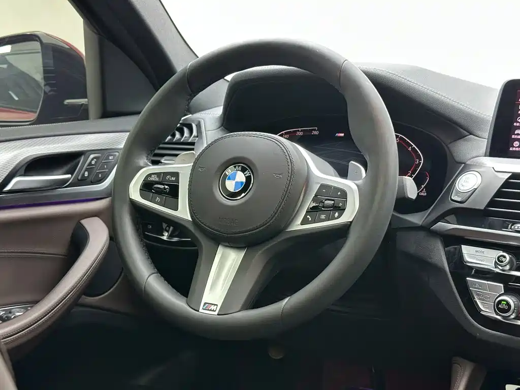 BMW X4 — миниатюра 18