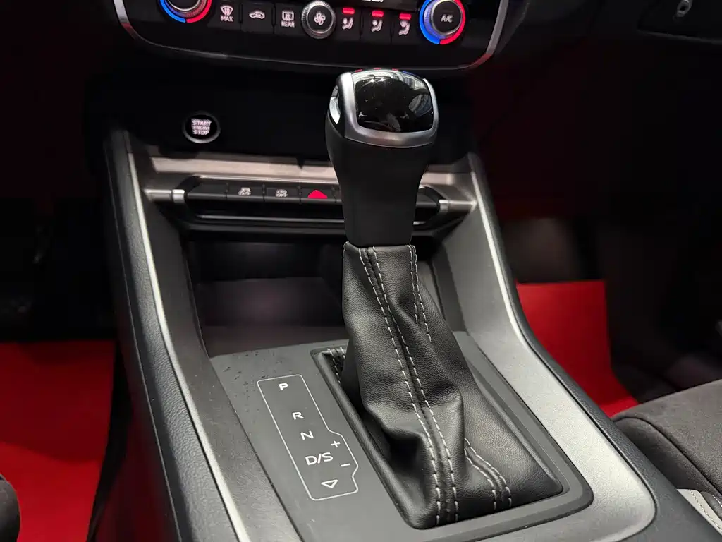 Audi Q3 — миниатюра 13