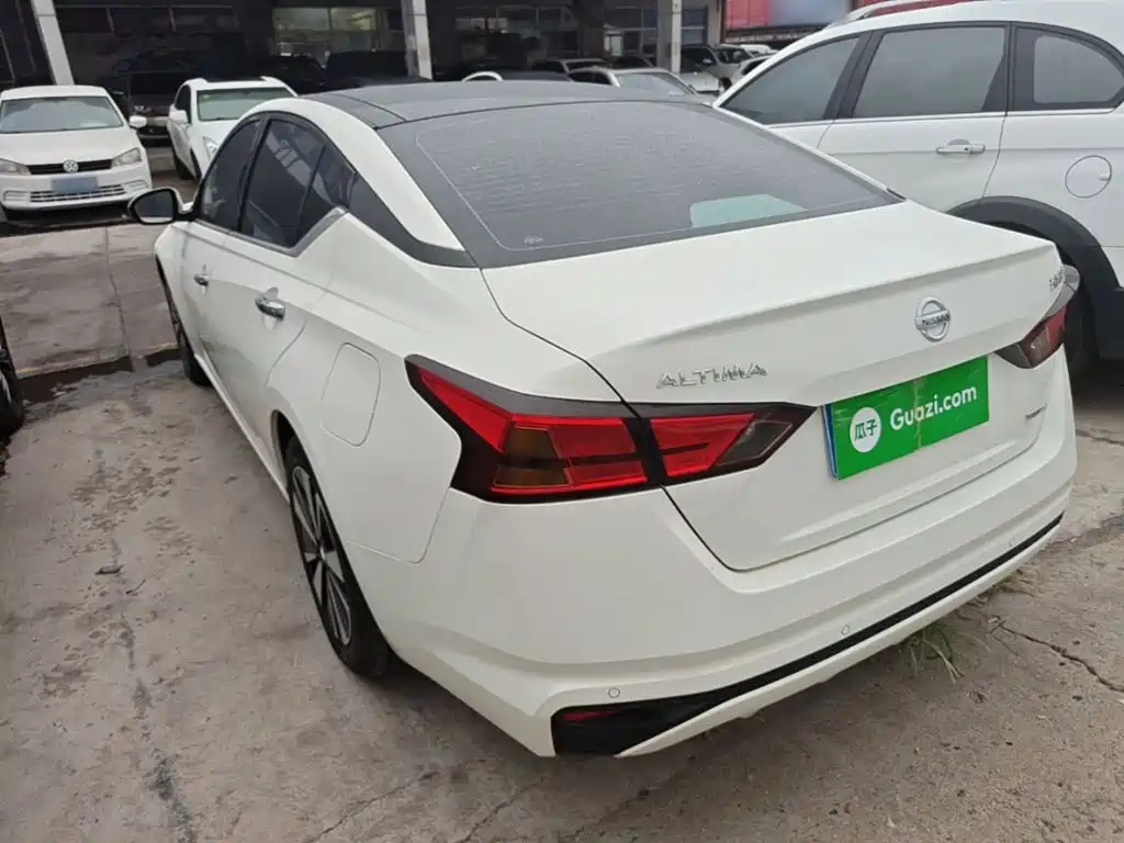 Nissan Teana — миниатюра 5