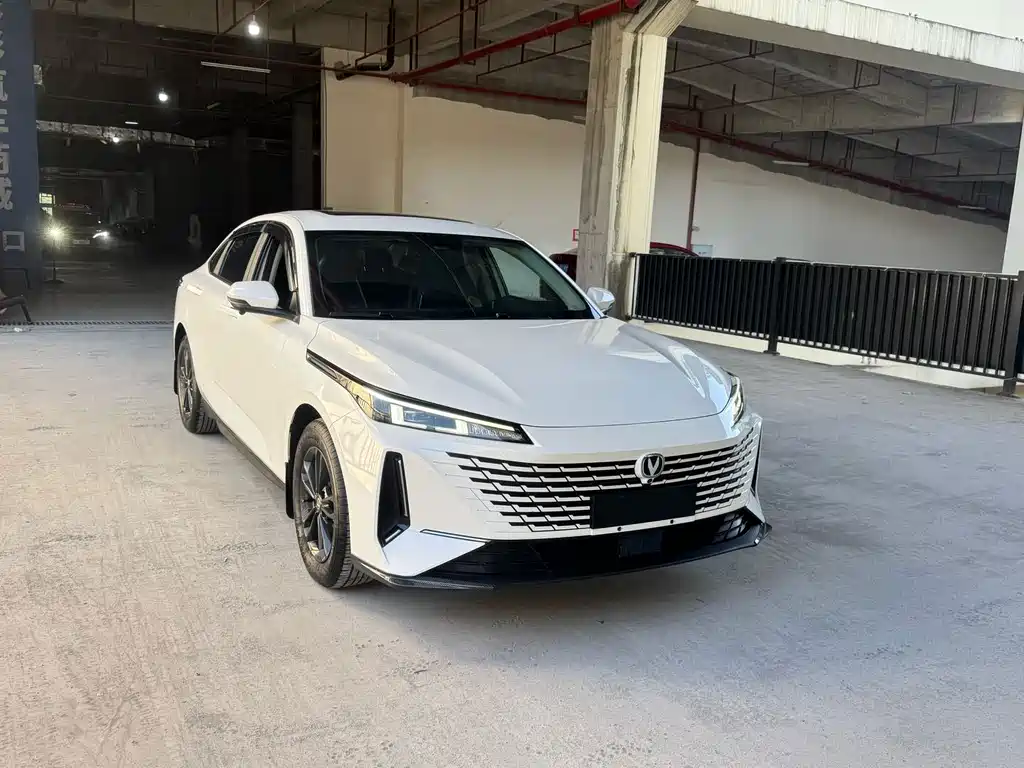 Changan Yida — миниатюра 2