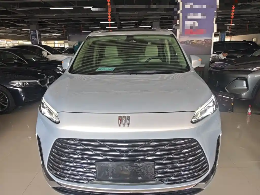 Buick GL8 Hybrid — миниатюра 3