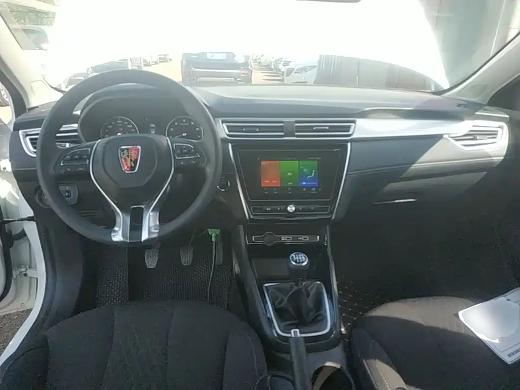 Roewe i5 — миниатюра 10