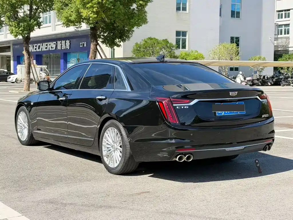 Cadillac CT6 — миниатюра 7