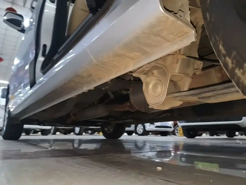 Wuling Hongguang V — миниатюра 22