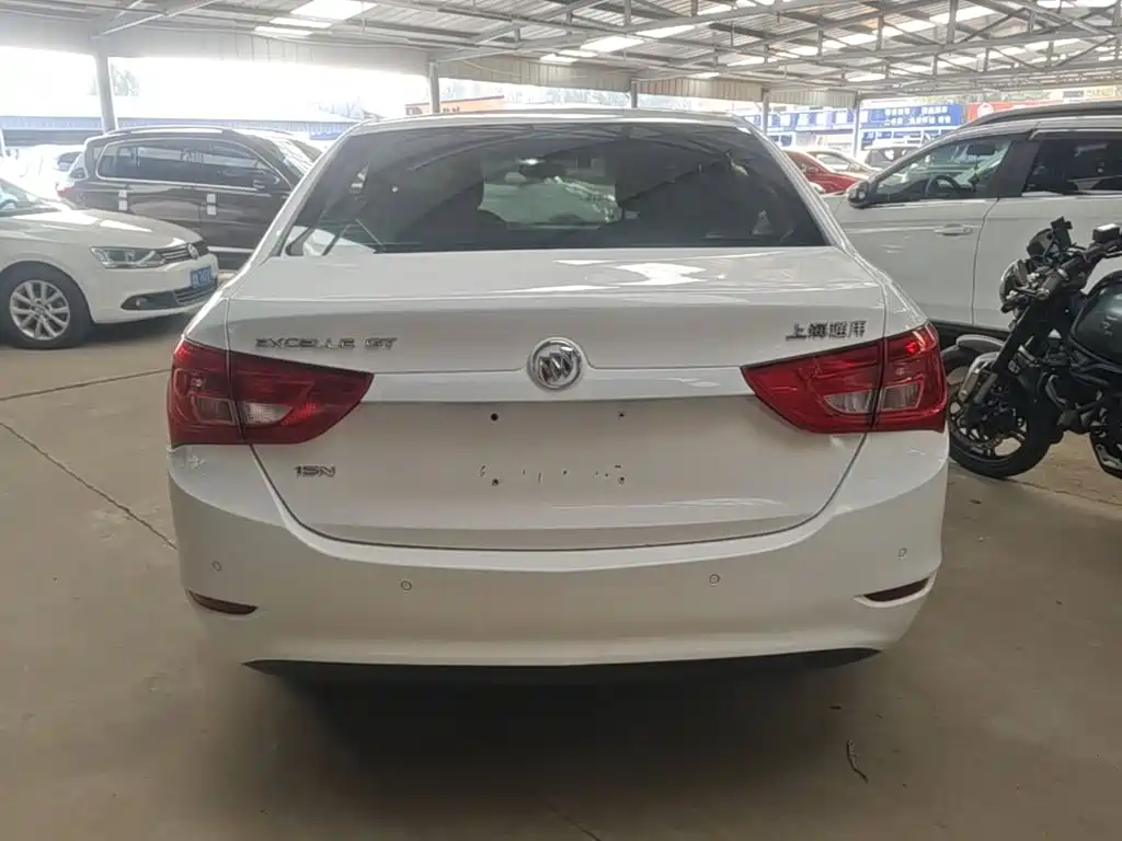 Buick Excelle — миниатюра 6