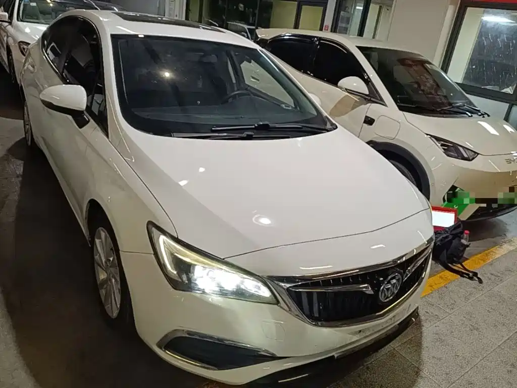 Buick Verano — миниатюра 3