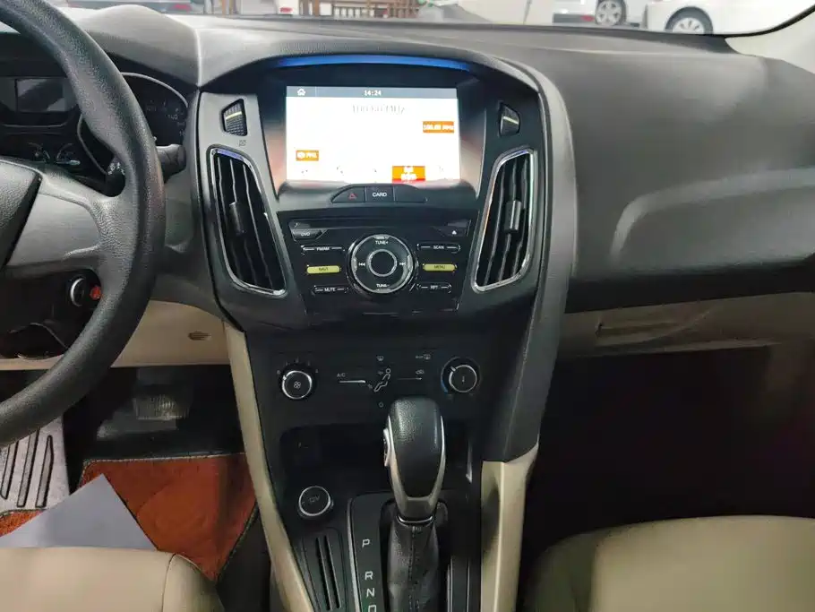 Ford Focus — миниатюра 13