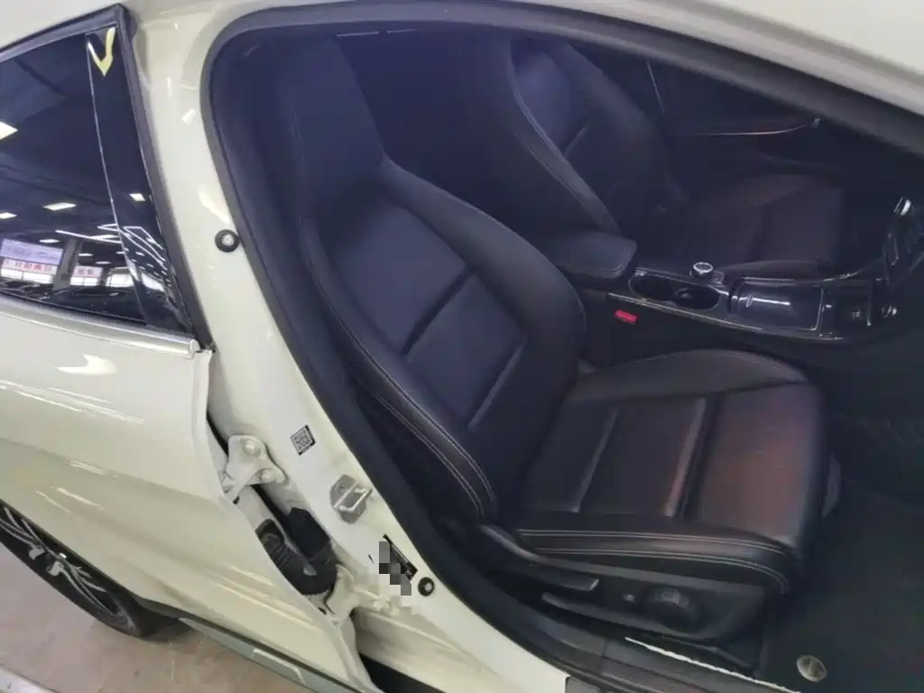 Mercedes-Benz GLA — миниатюра 25