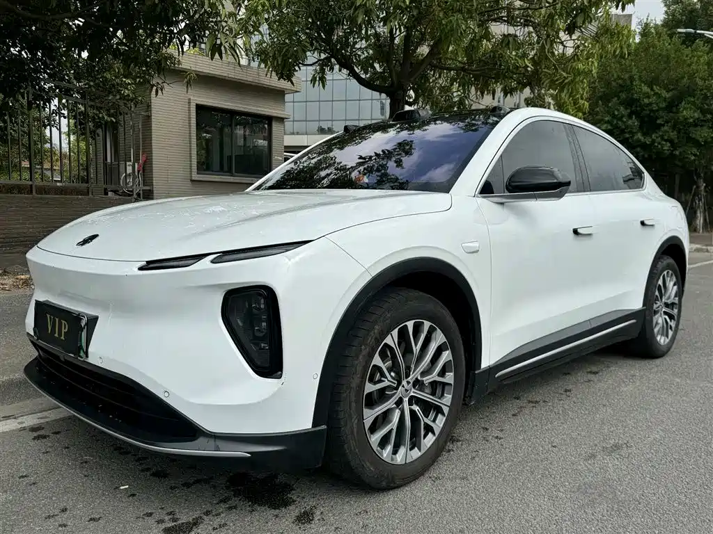 NIO NIO EC6