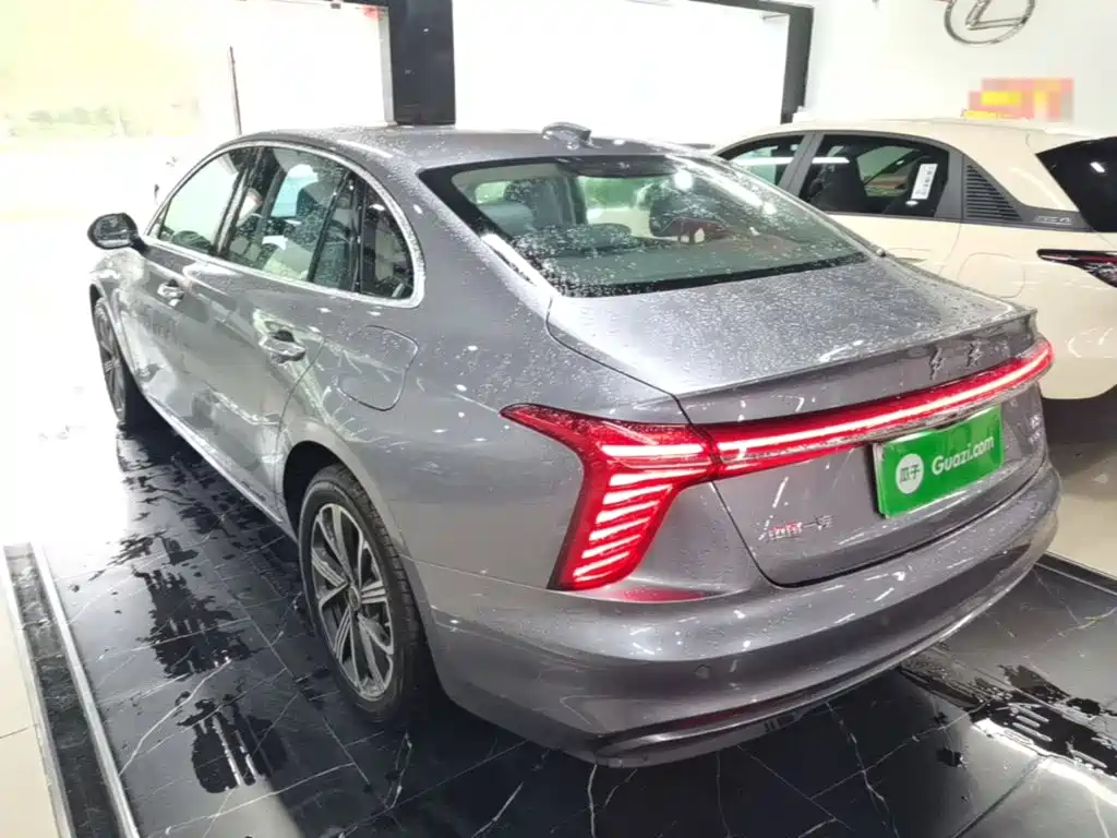 Hongqi Hongqi H5 PHEV — миниатюра 5