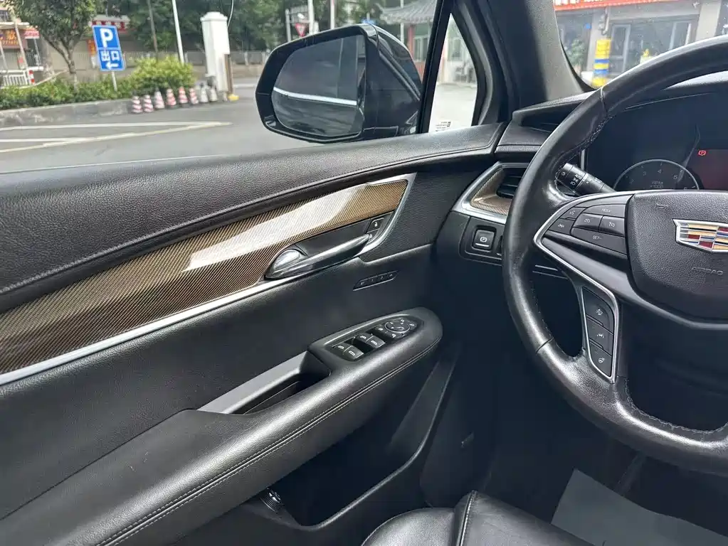 Cadillac XT5 — миниатюра 13