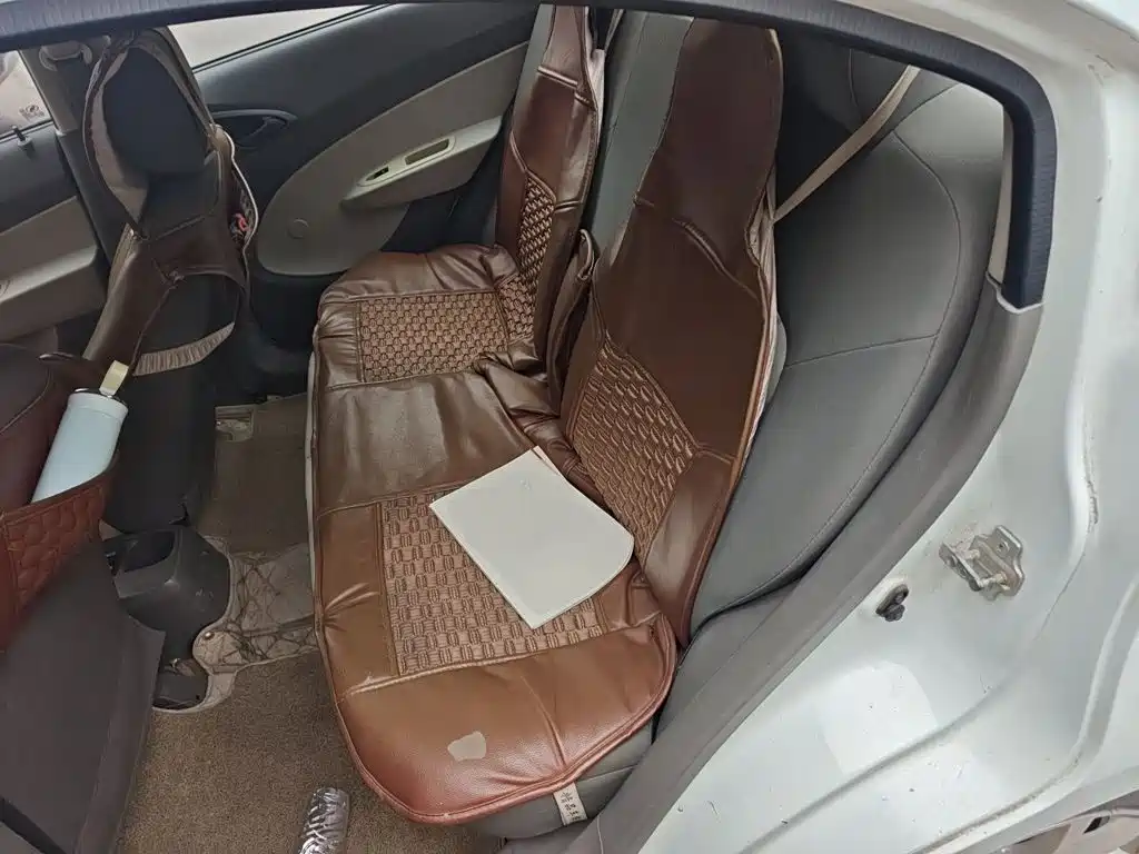 Chevrolet Sail — миниатюра 18