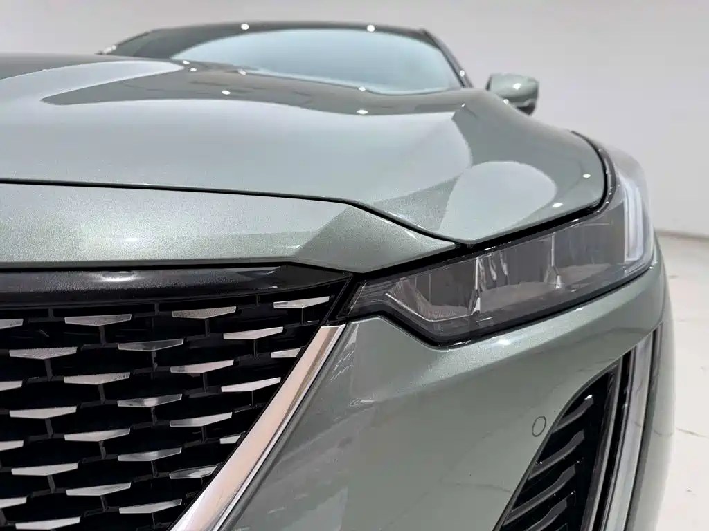 Cadillac CT5 — миниатюра 9