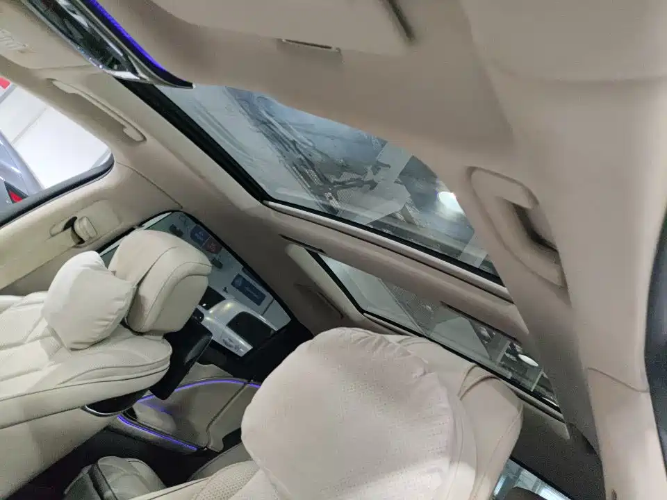 Mercedes-Benz S-Class — миниатюра 8
