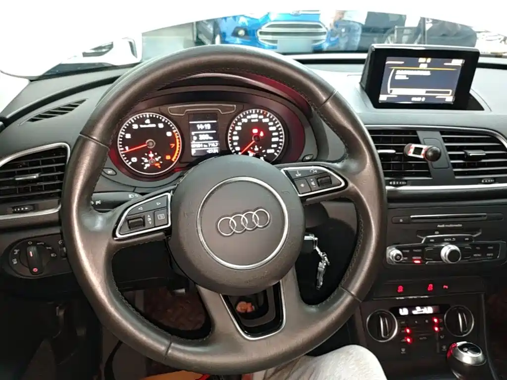 Audi Q3 — миниатюра 11