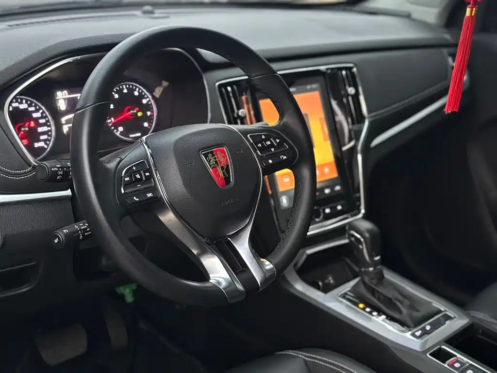 Roewe RX5 — миниатюра 6